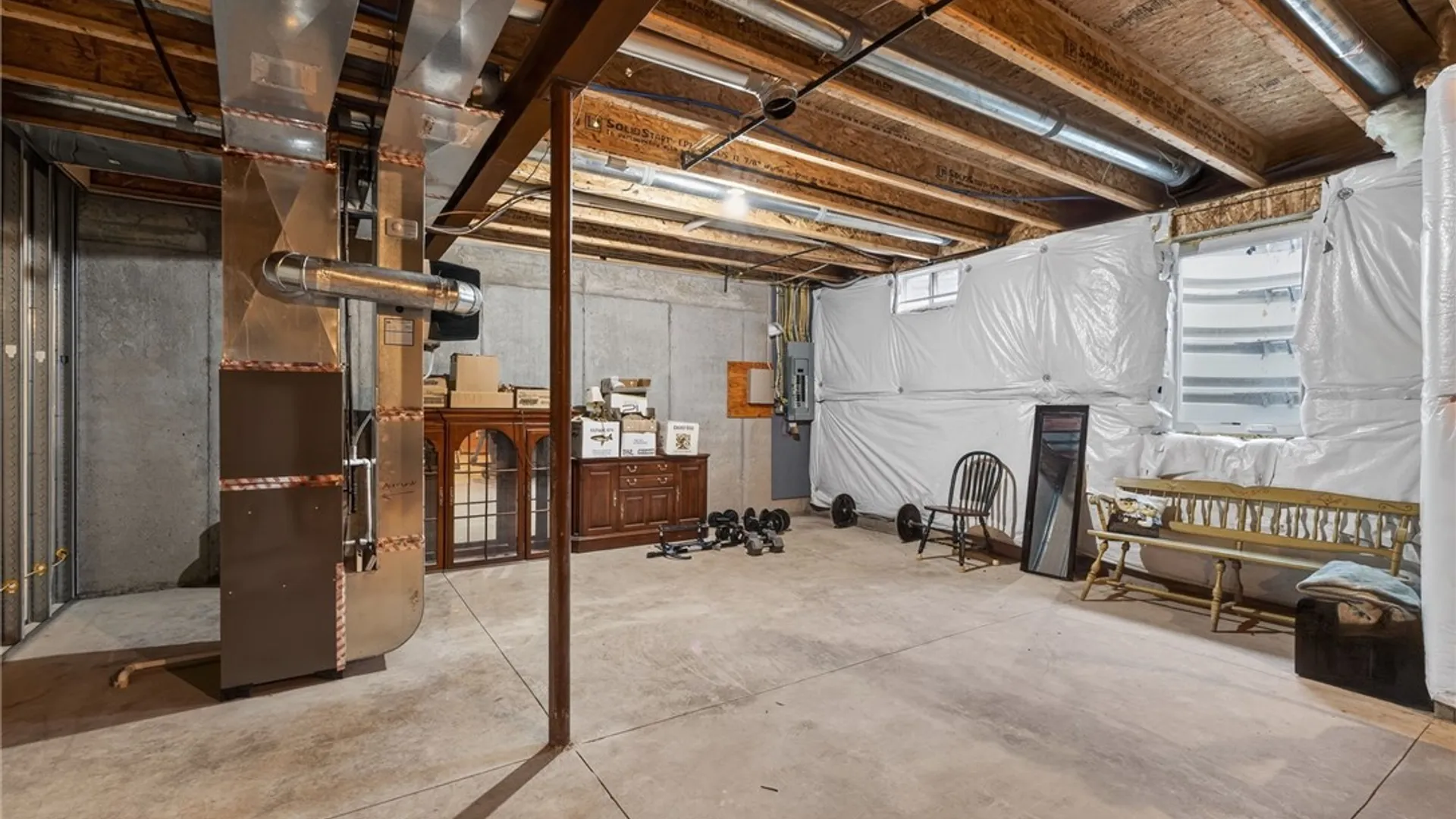 Property at 271 Bretlyn Circle Circle, Brighton, NY 14618 35