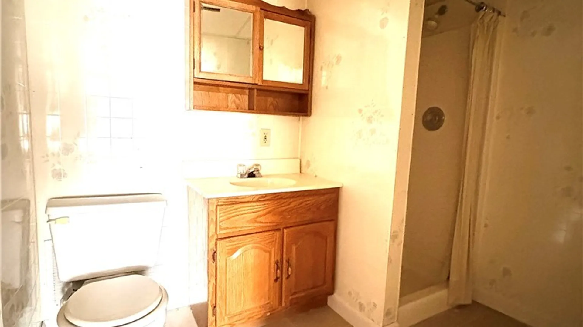 Property at 174 Genesee Street, Auburn, NY 13021 36
