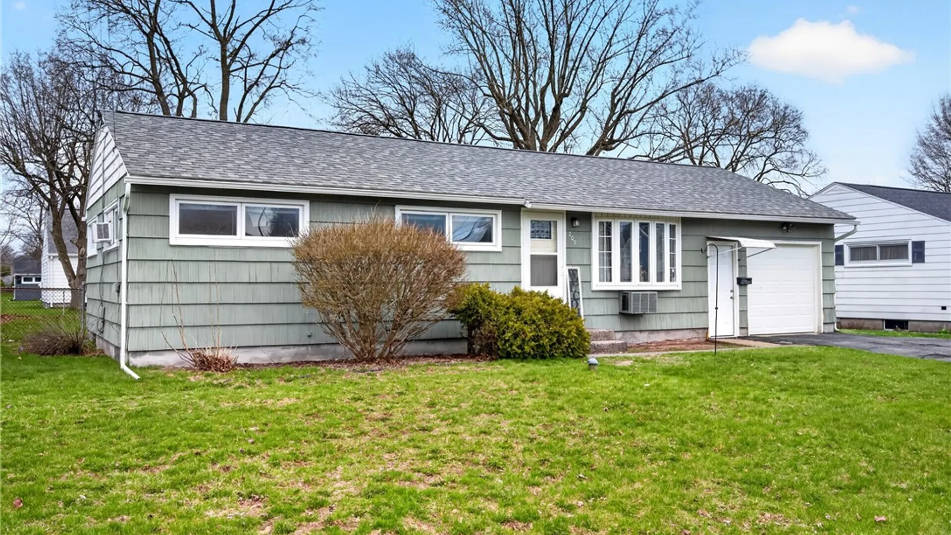 Property at 209 Lynnhaven Drive, Clay, NY 13212 3