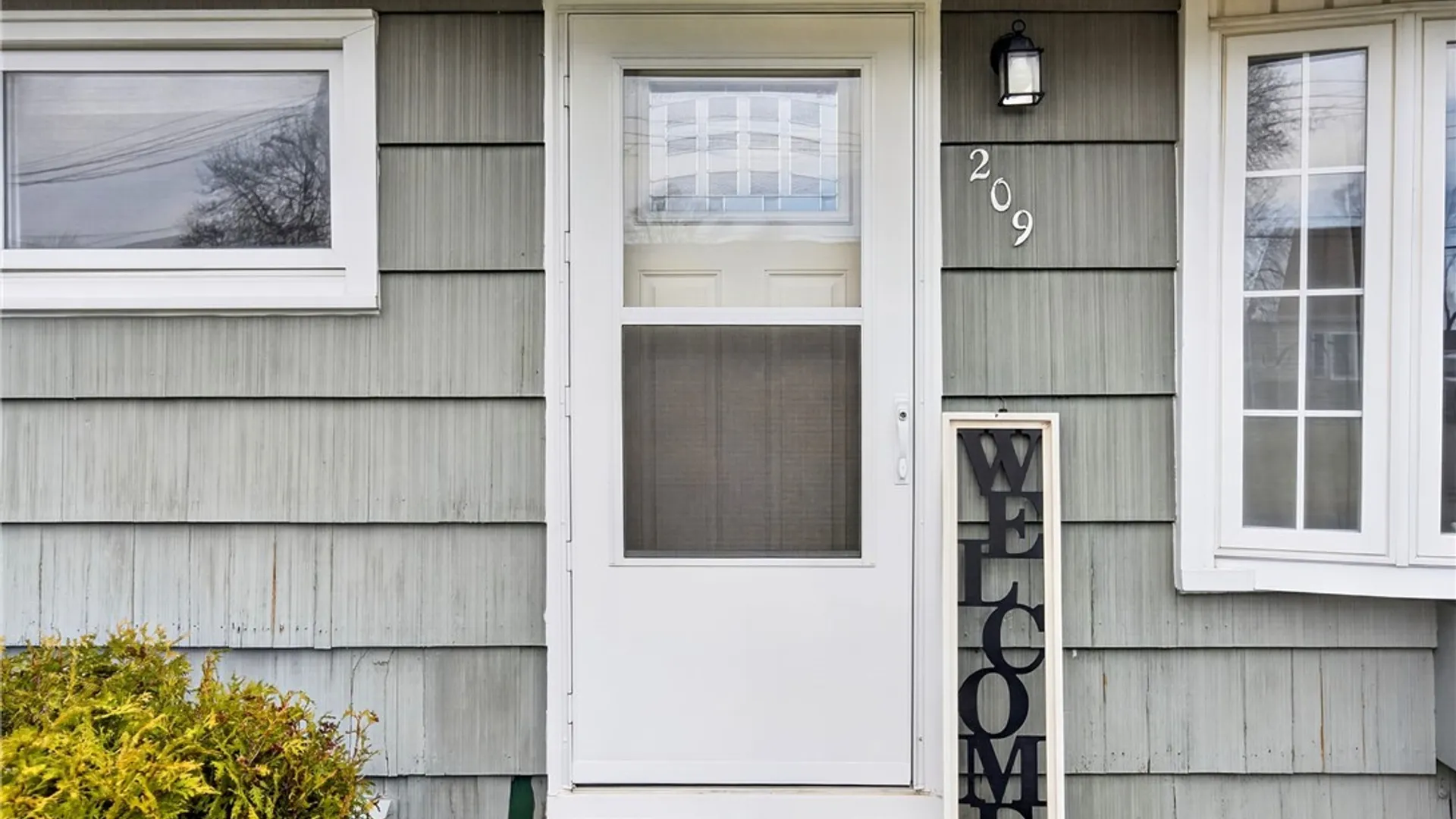 Property at 209 Lynnhaven Drive, Clay, NY 13212 5