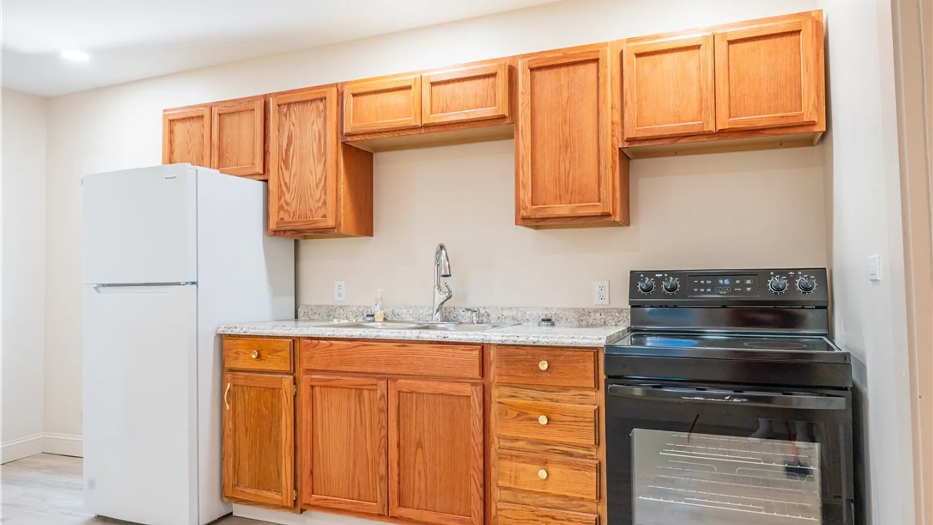 Property at 231 Willow Street, Oneida, NY 13421 14