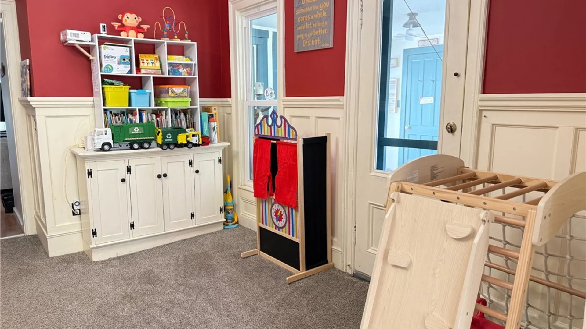 Property at 1083 Glenwood Circle, Oneida, NY 13421 12