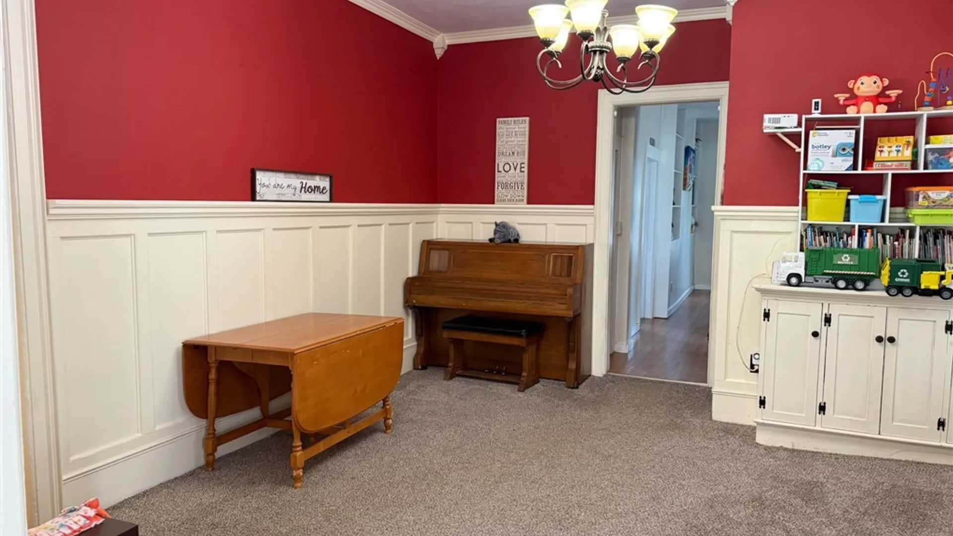 Property at 1083 Glenwood Circle, Oneida, NY 13421 13