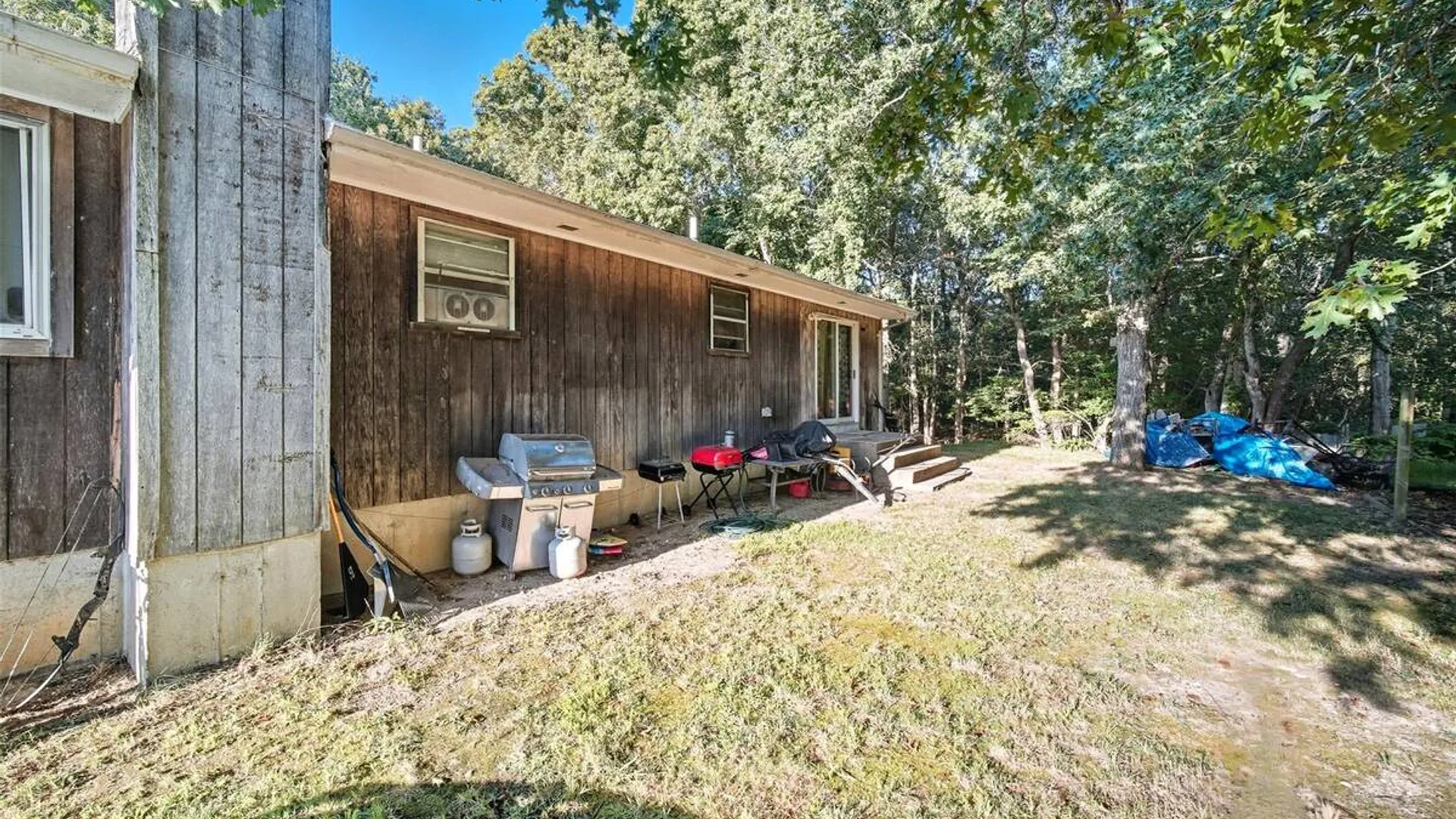 Property at 30 Fords Lane, Southampton, NY 11968 16