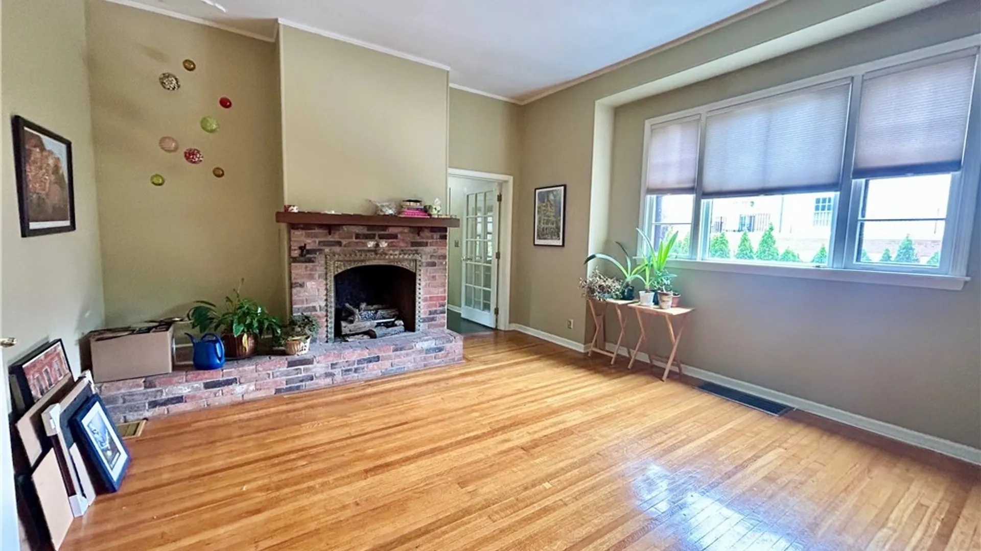 Property at 40 Oakland Place, Buffalo, NY 14222 14