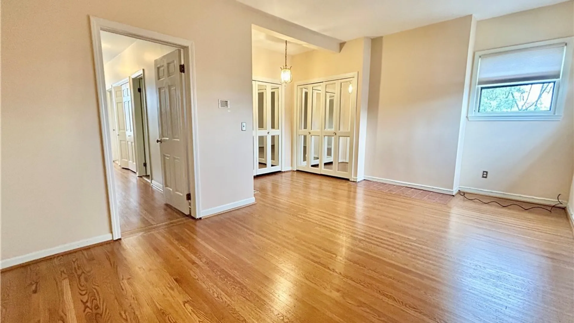 Property at 40 Oakland Place, Buffalo, NY 14222 17