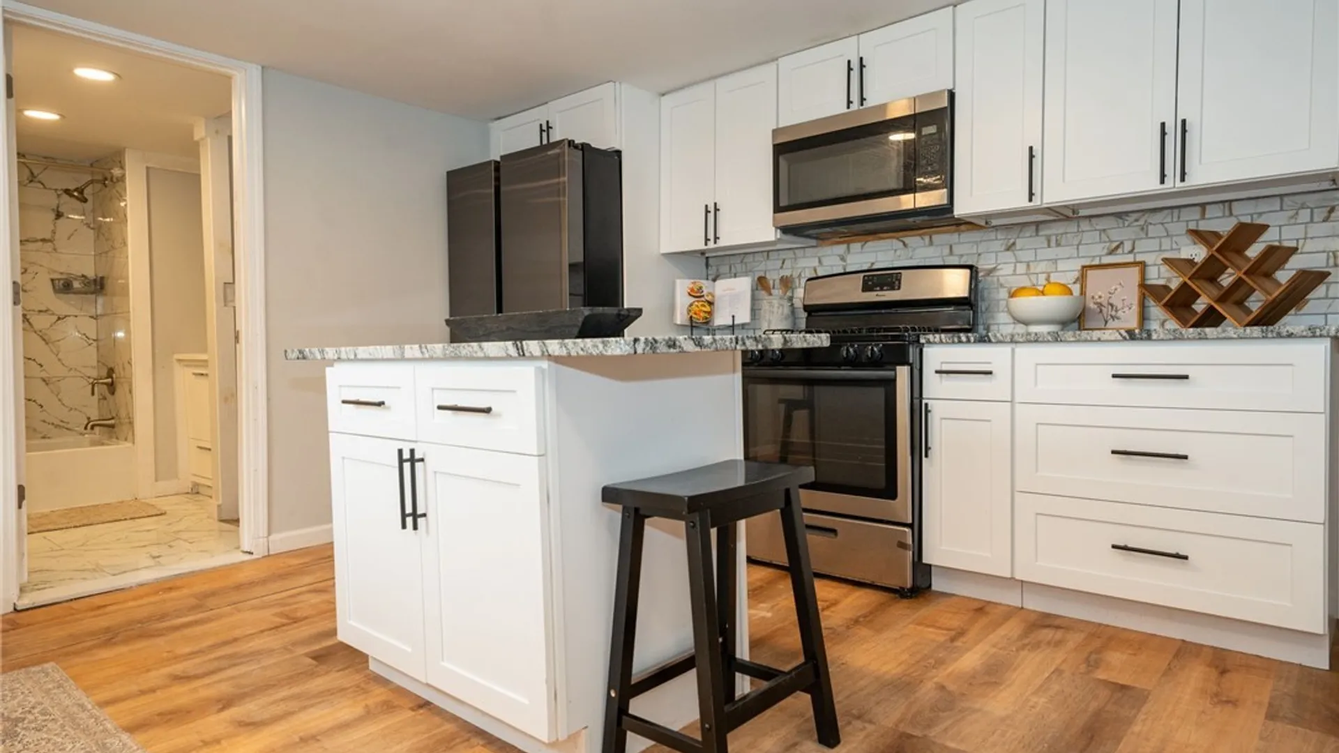 Property at 124 Cable Street, Buffalo, NY 14206 16