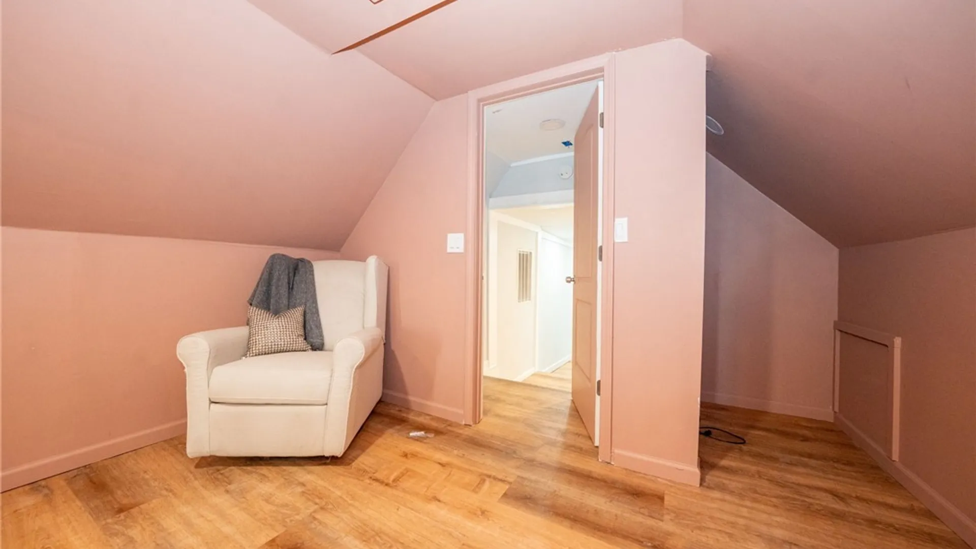 Property at 124 Cable Street, Buffalo, NY 14206 36