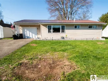 93 Summit Avenue, Busti, NY 14750
