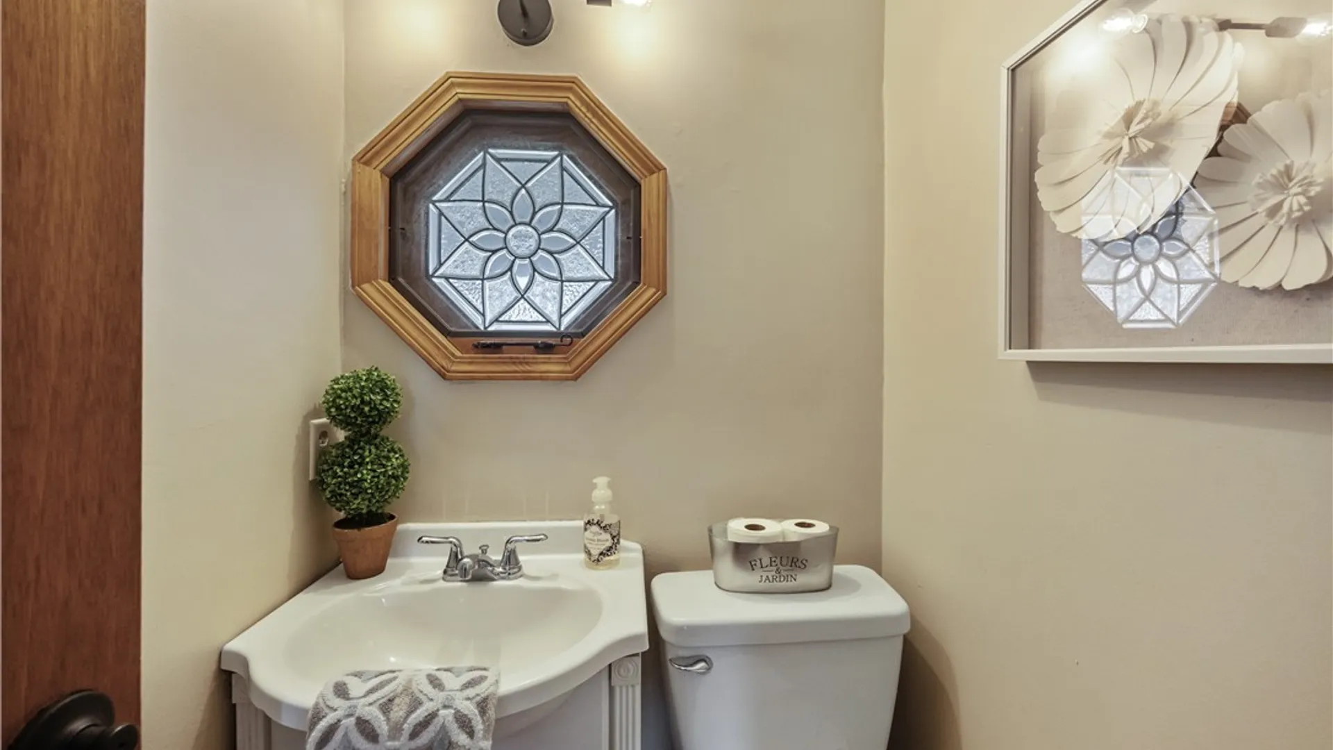 Property at 5182 Novara Lane, Clay, NY 13041 17