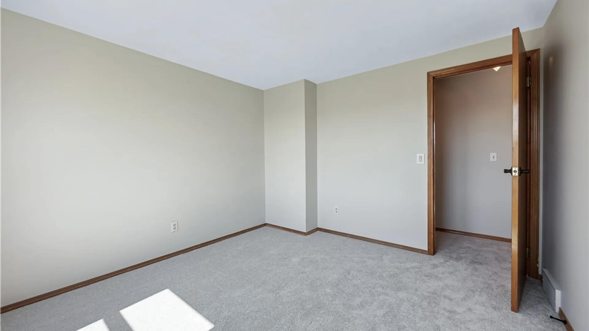 Property at 5182 Novara Lane, Clay, NY 13041 28