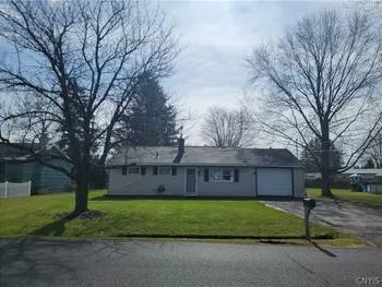 Property at 6 Dewey Drive, Fulton, NY 13069