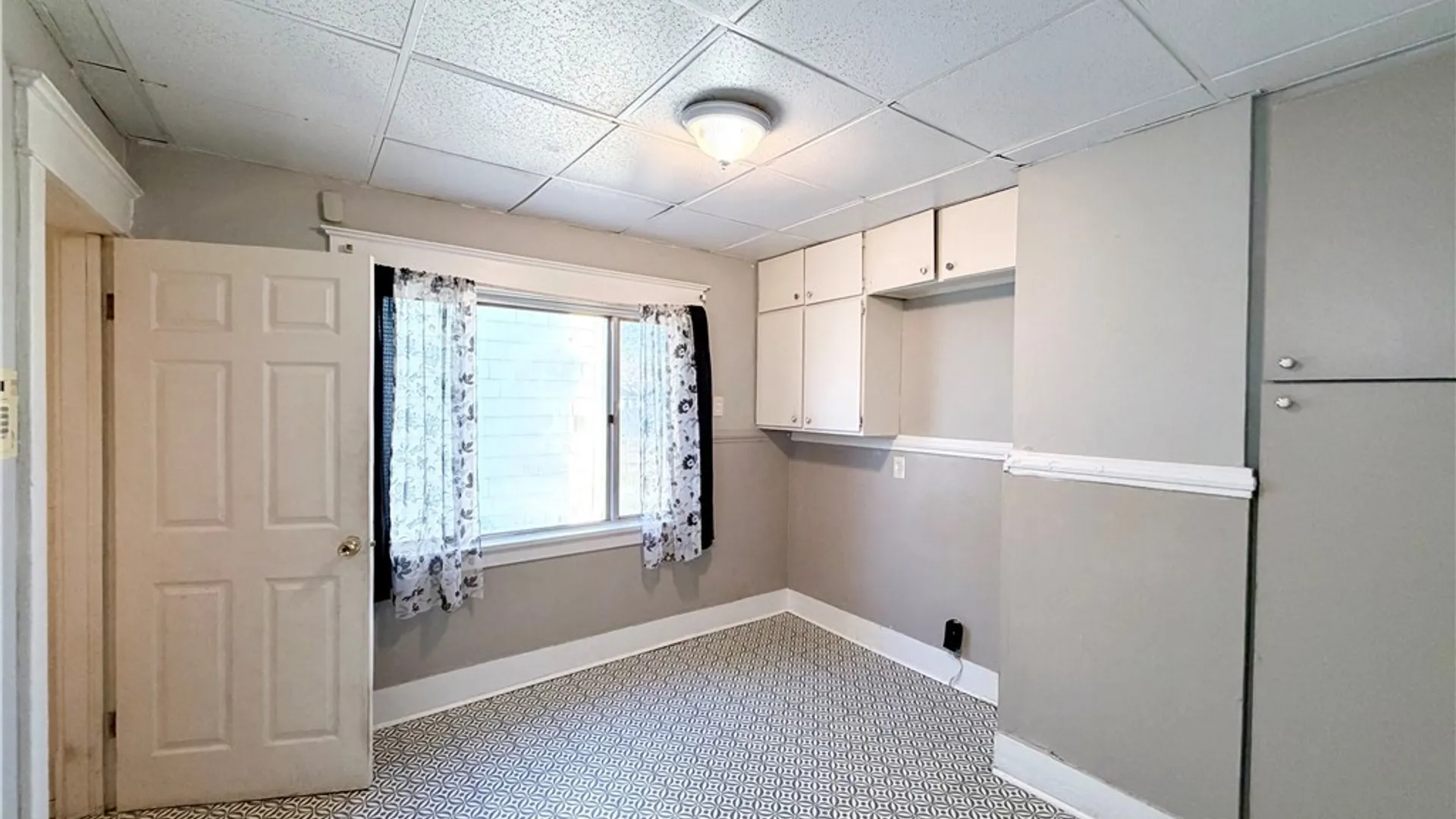 Property at 441 Shirley Avenue, Buffalo, NY 14215 16