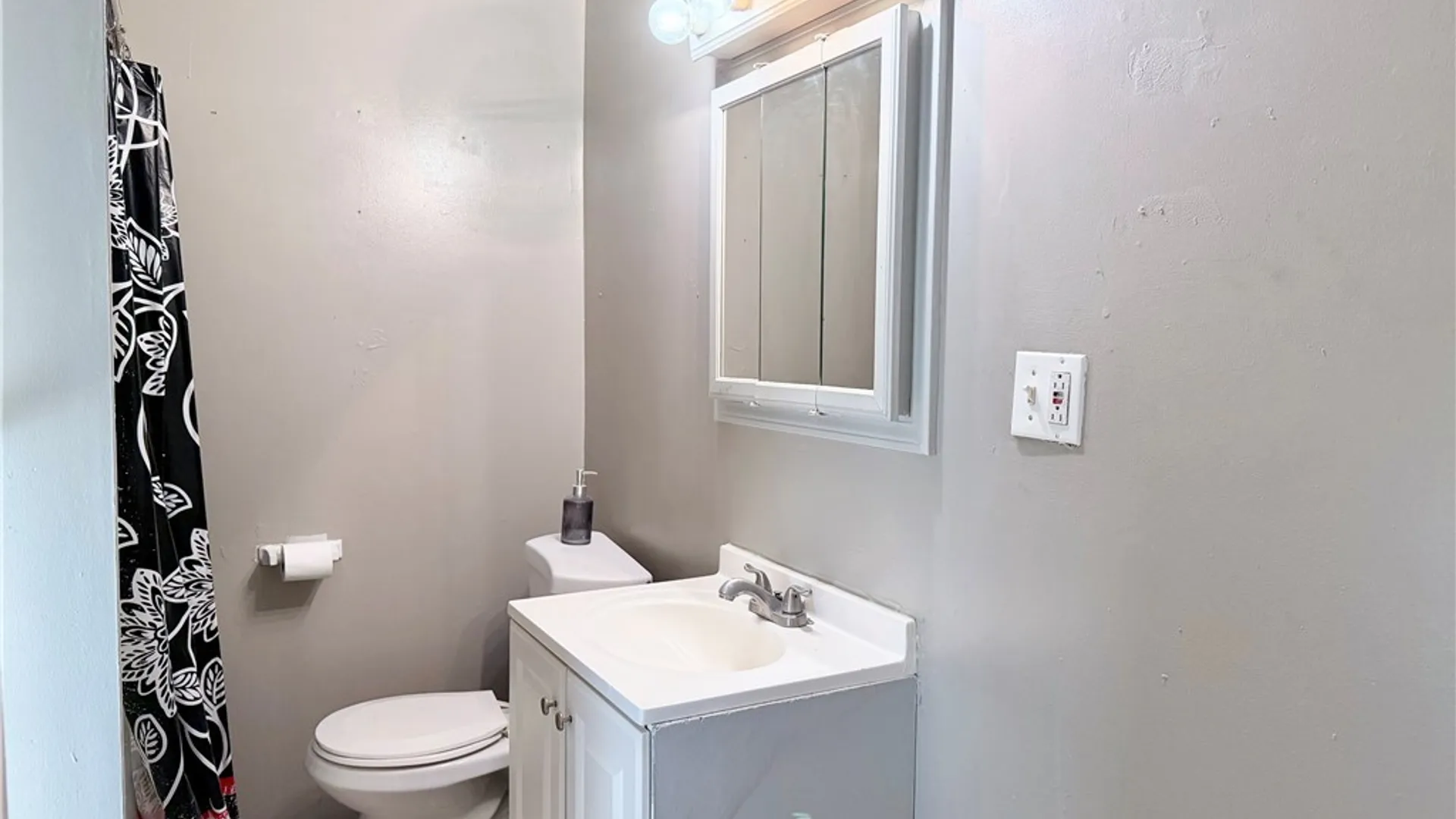 Property at 441 Shirley Avenue, Buffalo, NY 14215 20