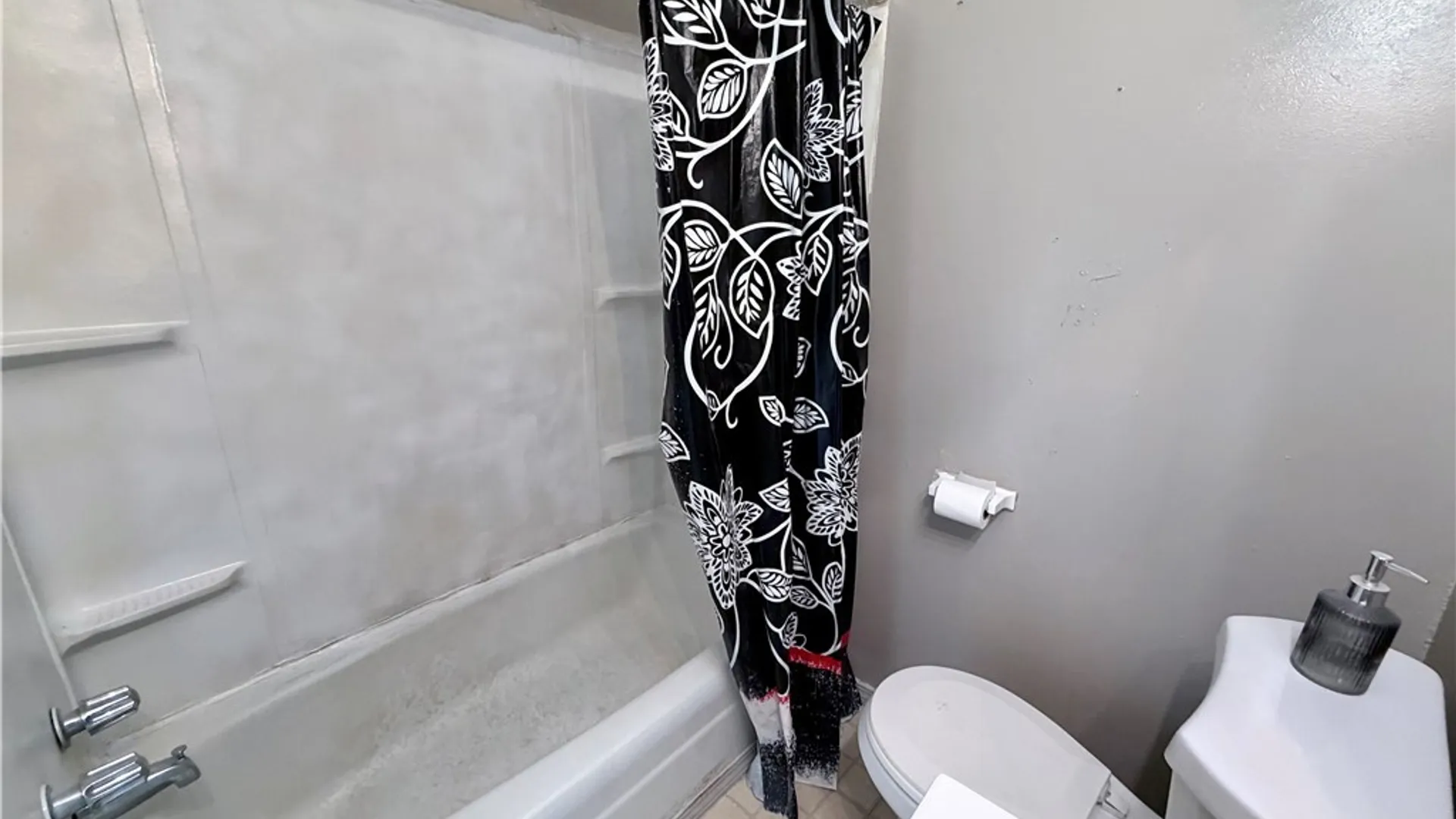 Property at 441 Shirley Avenue, Buffalo, NY 14215 21