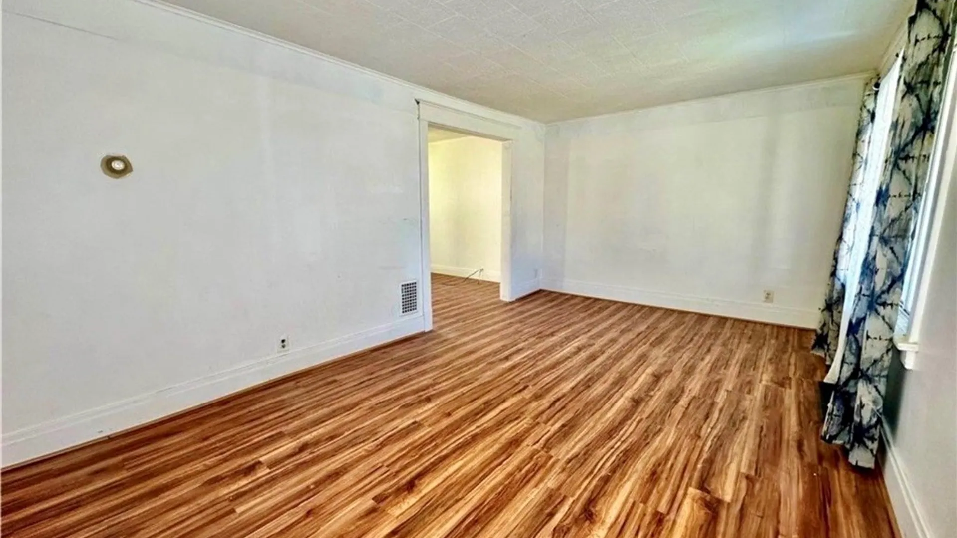 Property at 441 Shirley Avenue, Buffalo, NY 14215 8