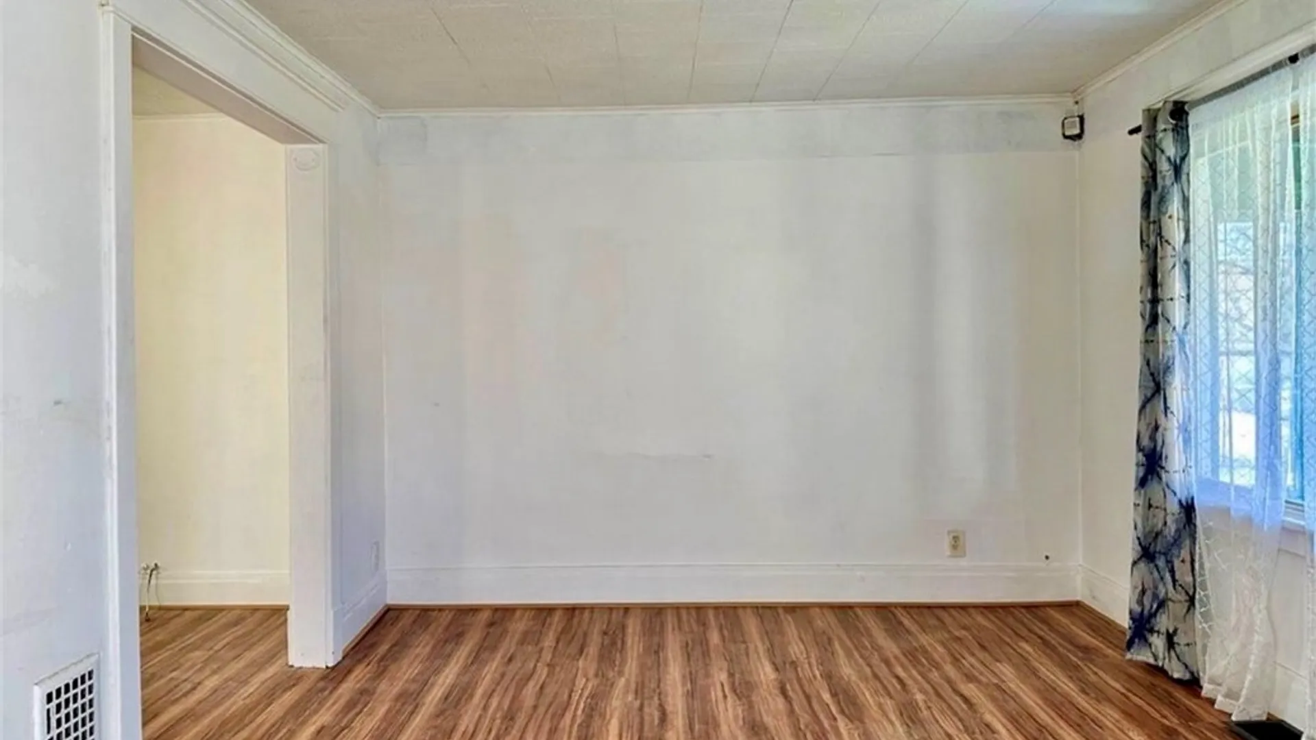 Property at 441 Shirley Avenue, Buffalo, NY 14215 9