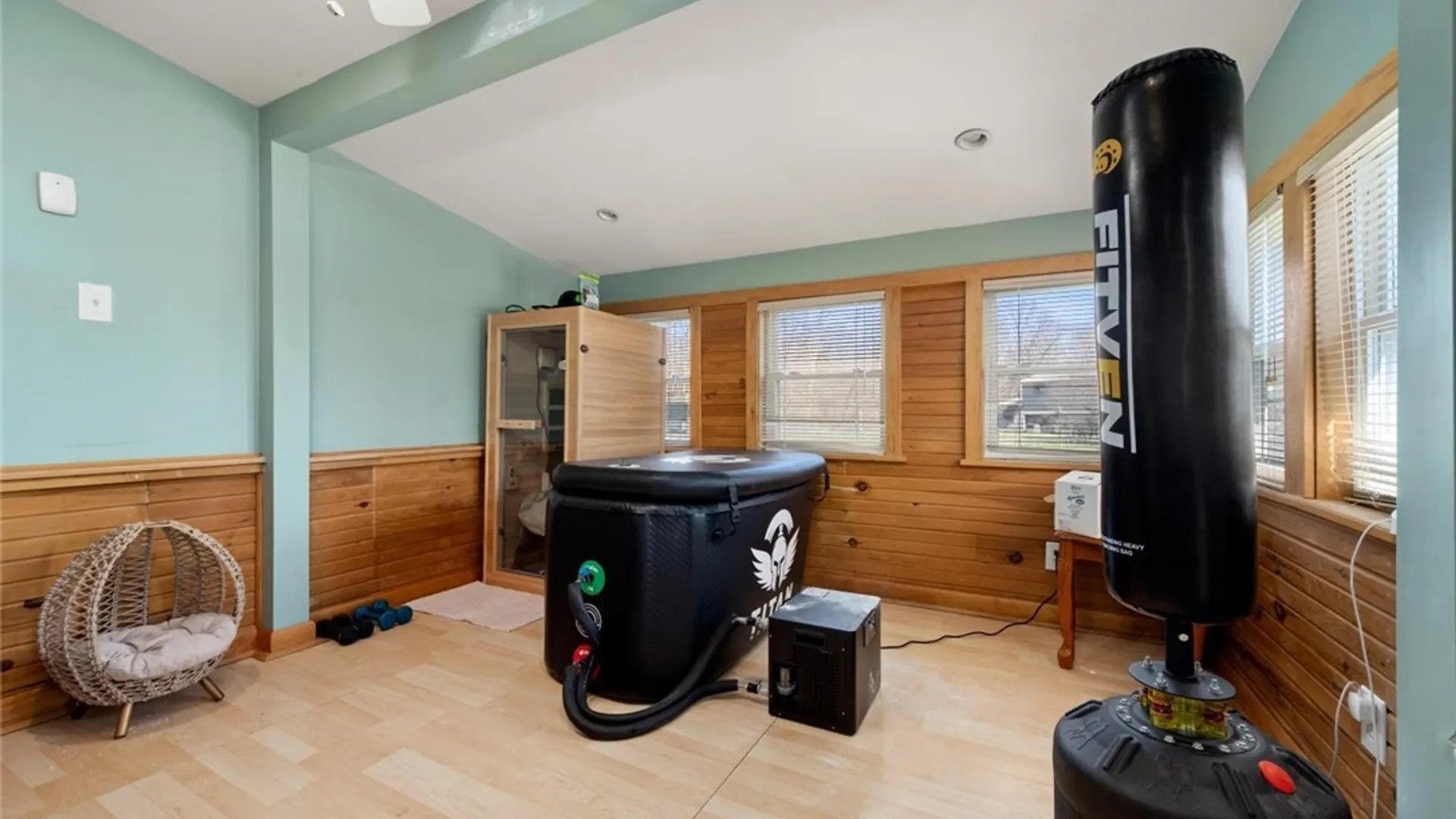 Property at 4 Theresa Court, Utica, NY 13502 20