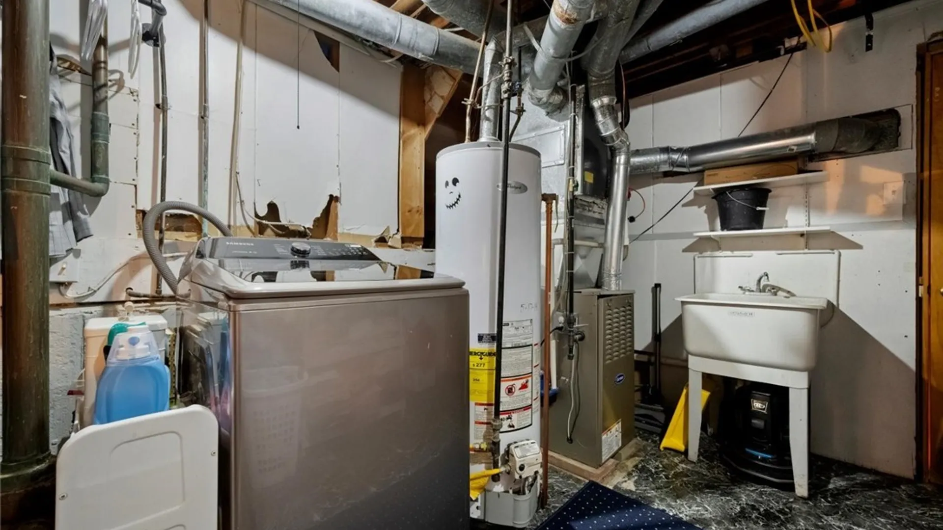 Property at 4 Theresa Court, Utica, NY 13502 36