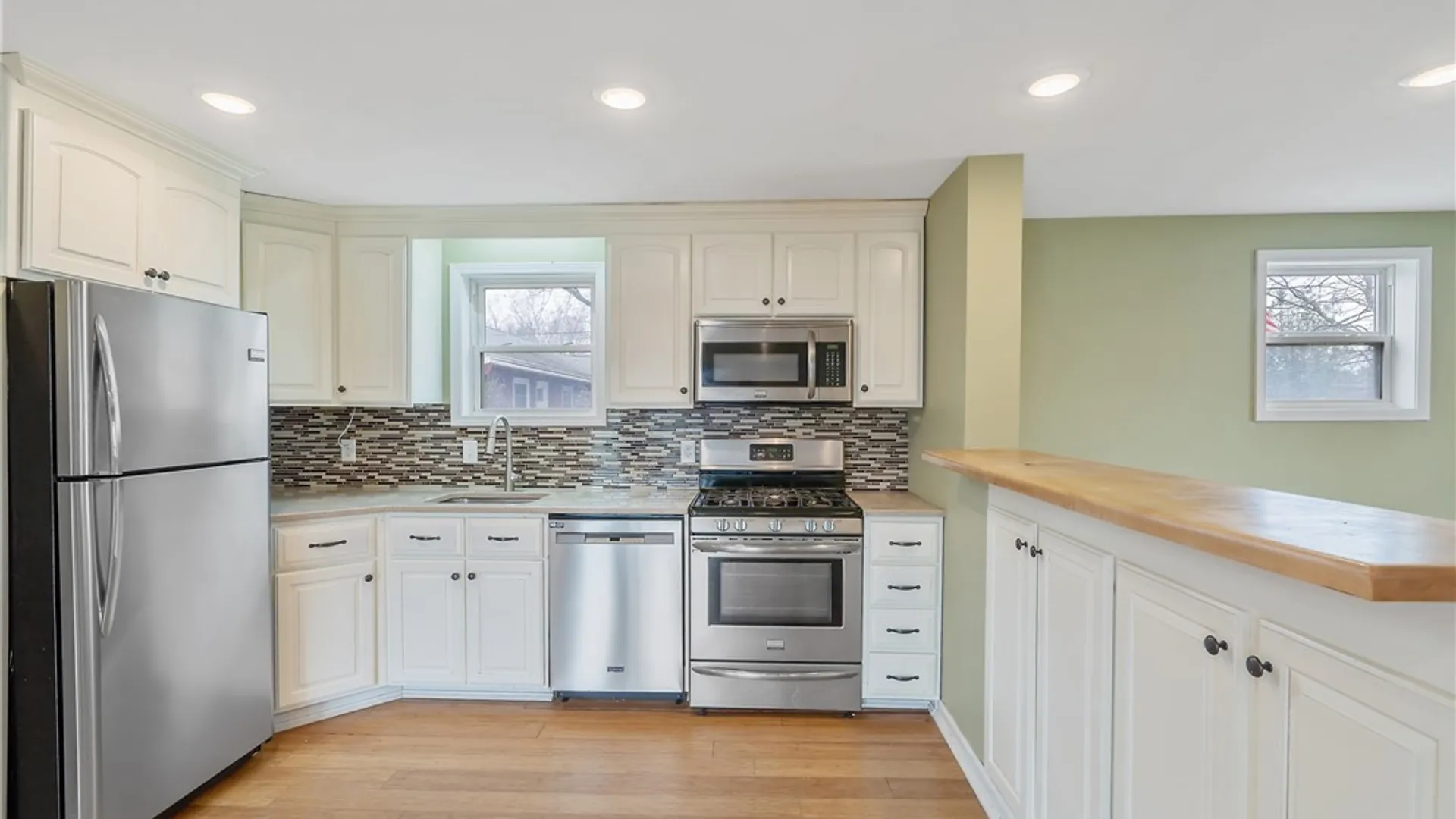 Property at 1229 Tulip Street, Salina, NY 13090 10