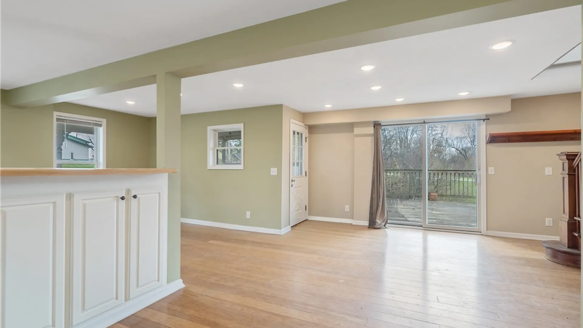 Property at 1229 Tulip Street, Salina, NY 13090 13