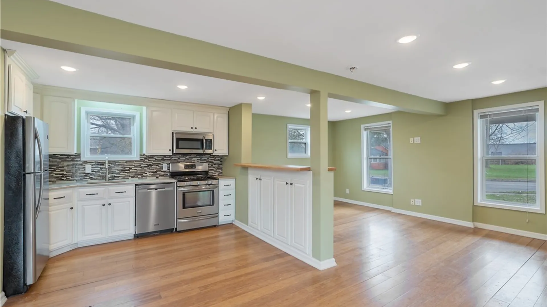 Property at 1229 Tulip Street, Salina, NY 13090 14