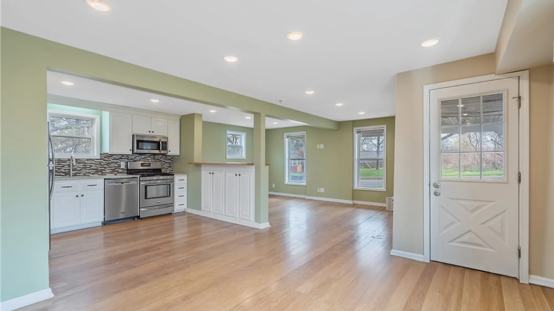 Property at 1229 Tulip Street, Salina, NY 13090 3