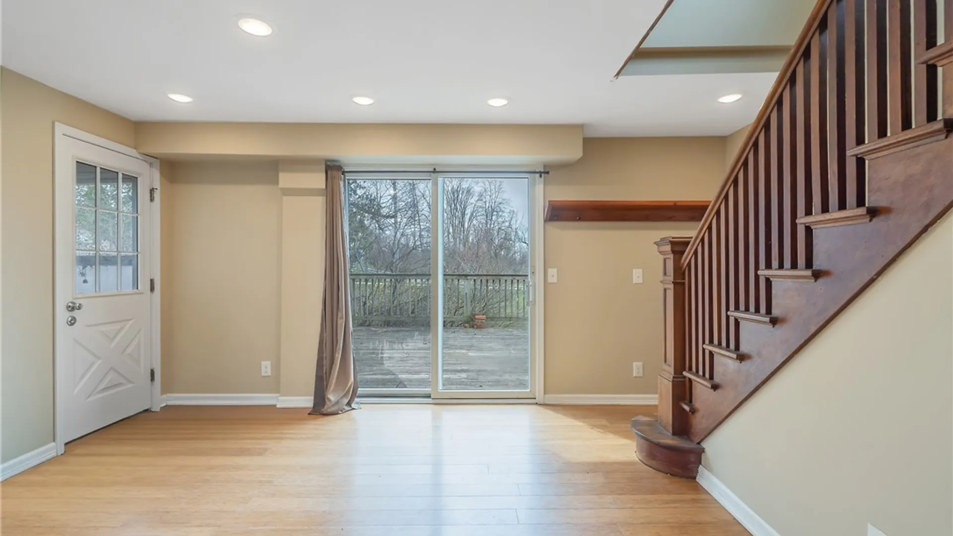 Property at 1229 Tulip Street, Salina, NY 13090 8