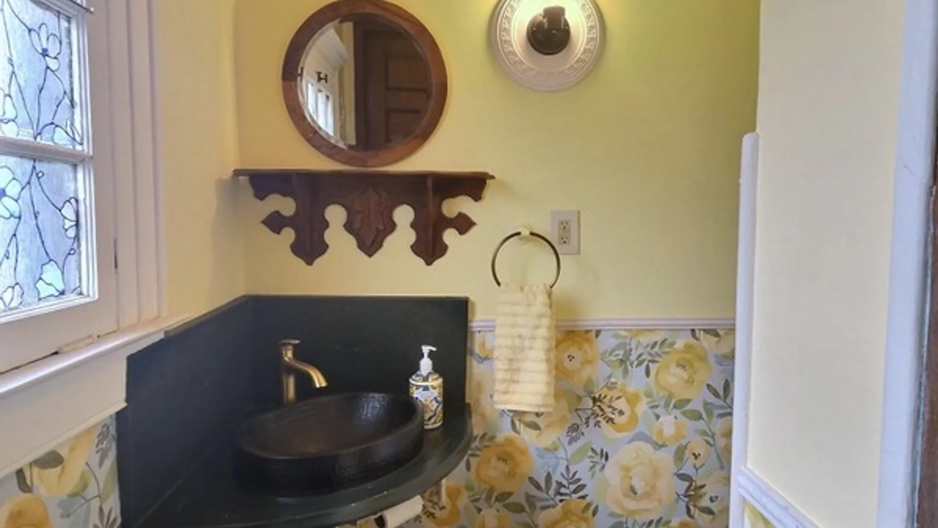 Property at 38 Center Street, Waterloo, NY 13165 21