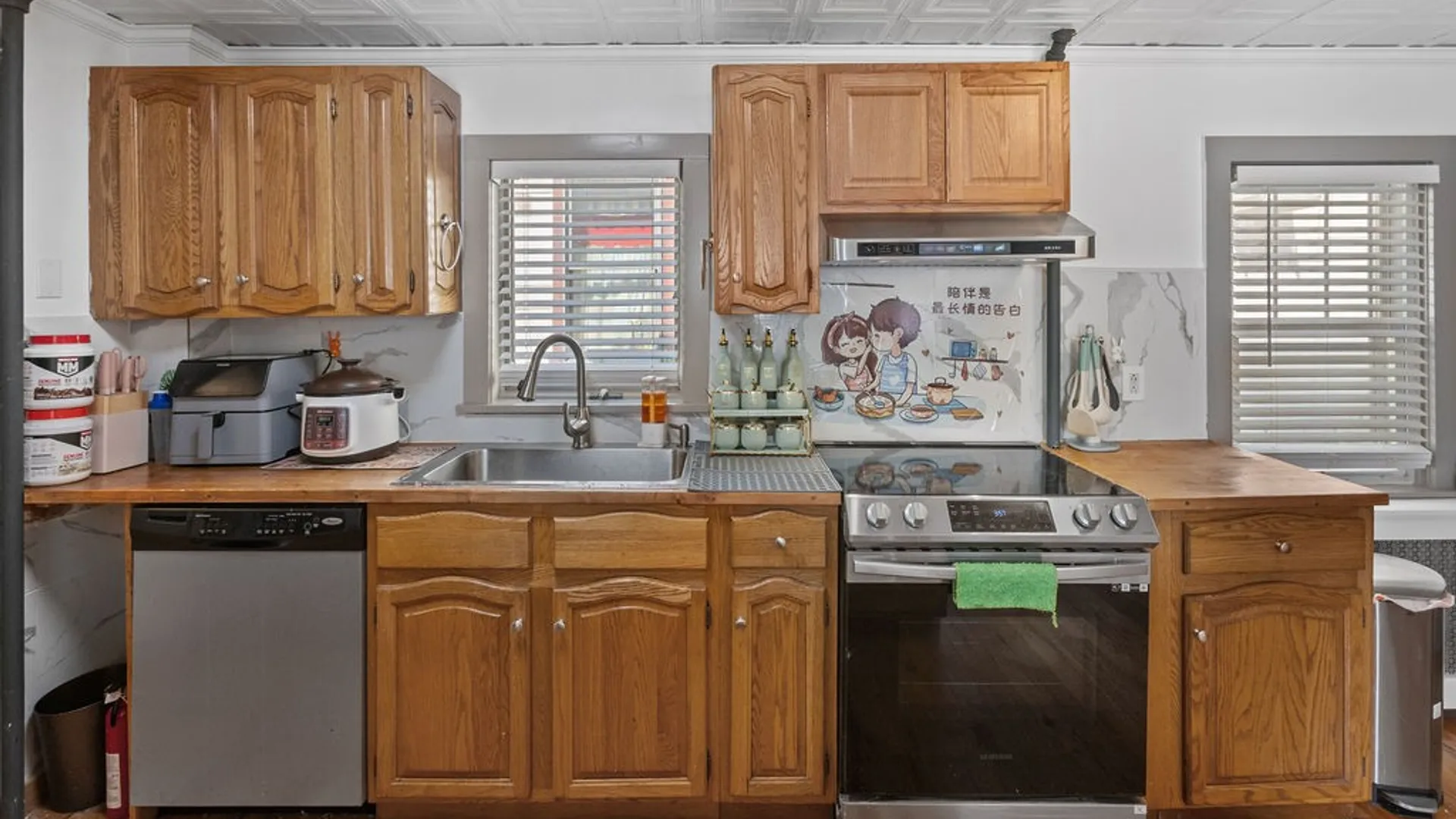 Property at 687 Main Street, Middletown, NY 12455 24