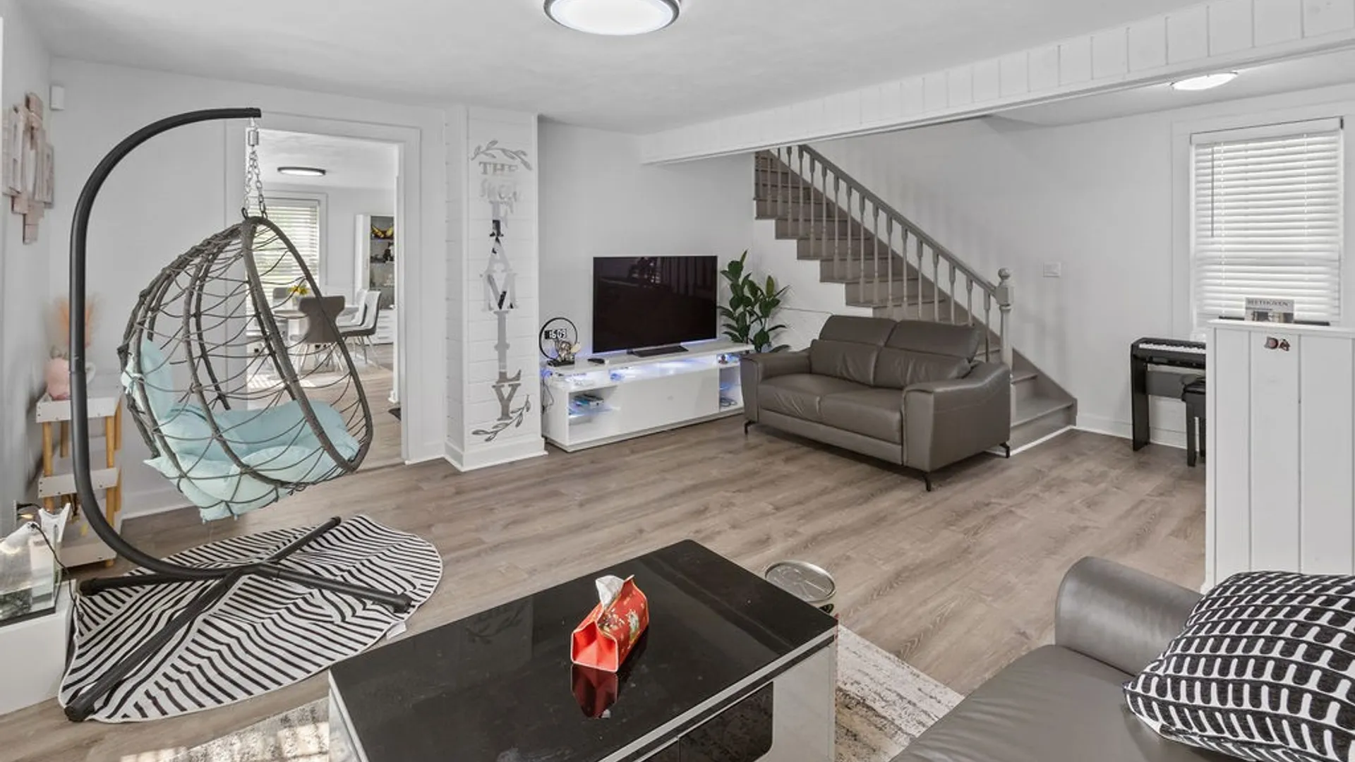 Property at 687 Main Street, Middletown, NY 12455 5