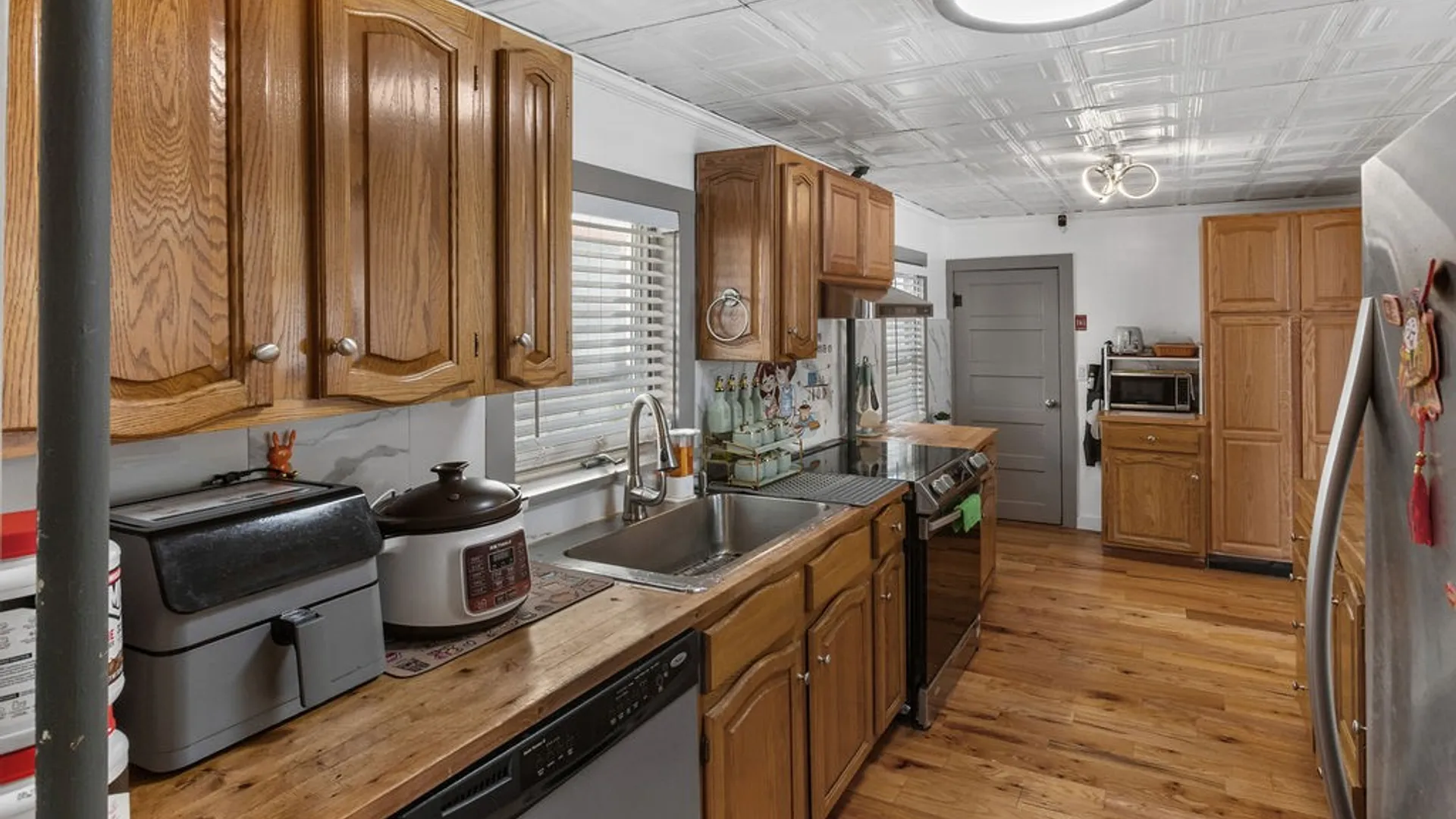 Property at 687 Main Street, Middletown, NY 12455 6