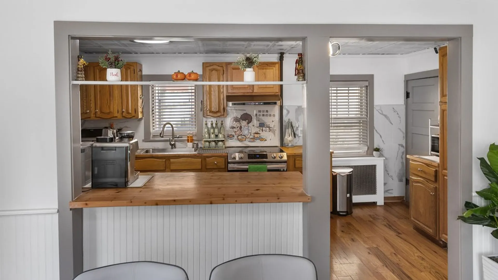 Property at 687 Main Street, Middletown, NY 12455 7