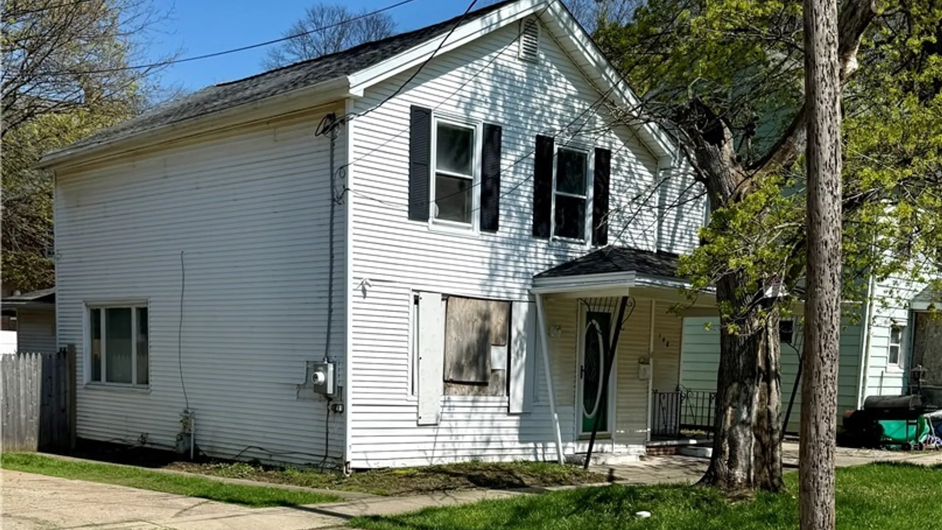 Property at 148 Chapel Street, Lockport City, NY 14094 2