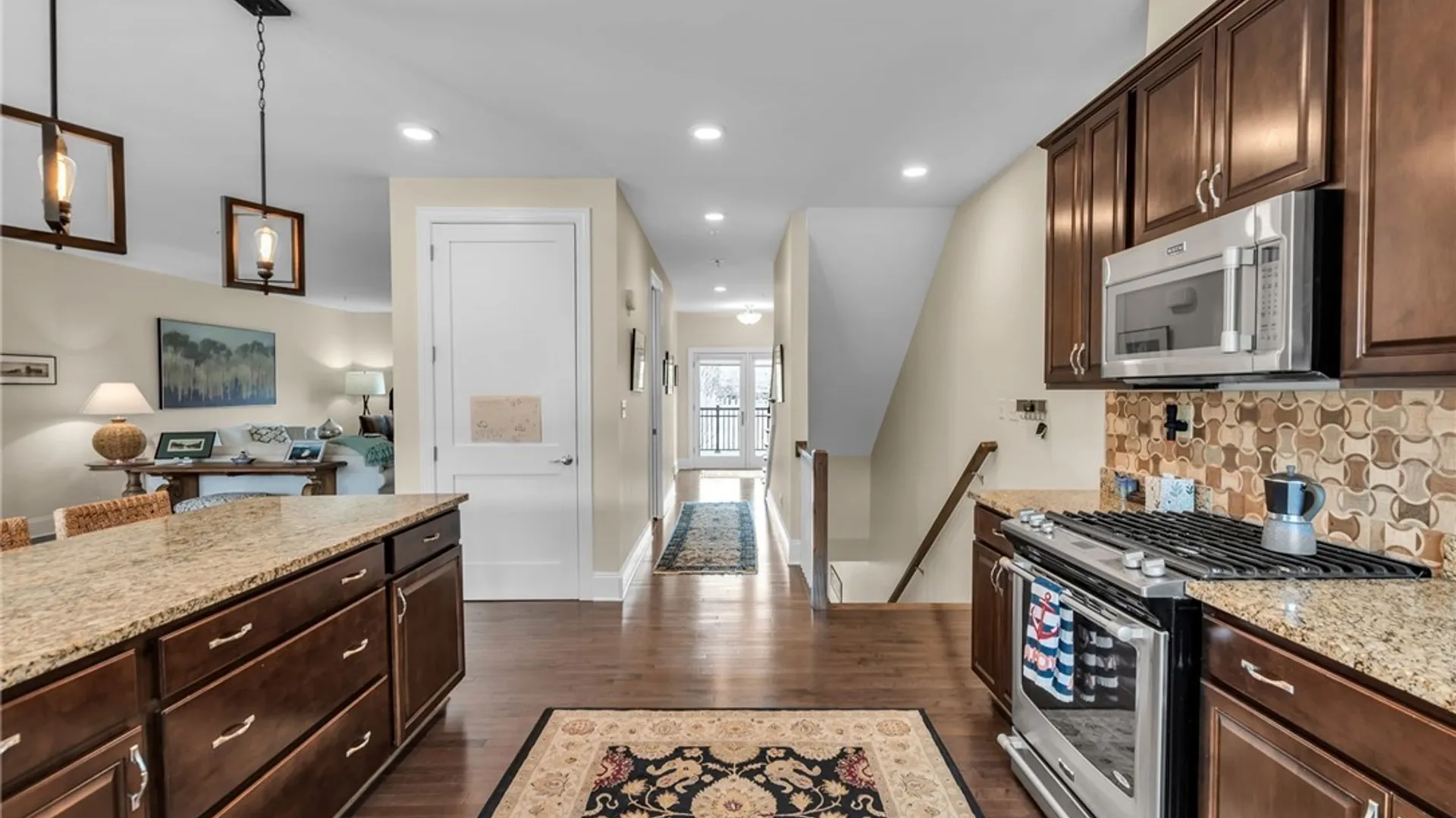 Property at 47 Ojibwa Circle, Buffalo, NY 14202 4
