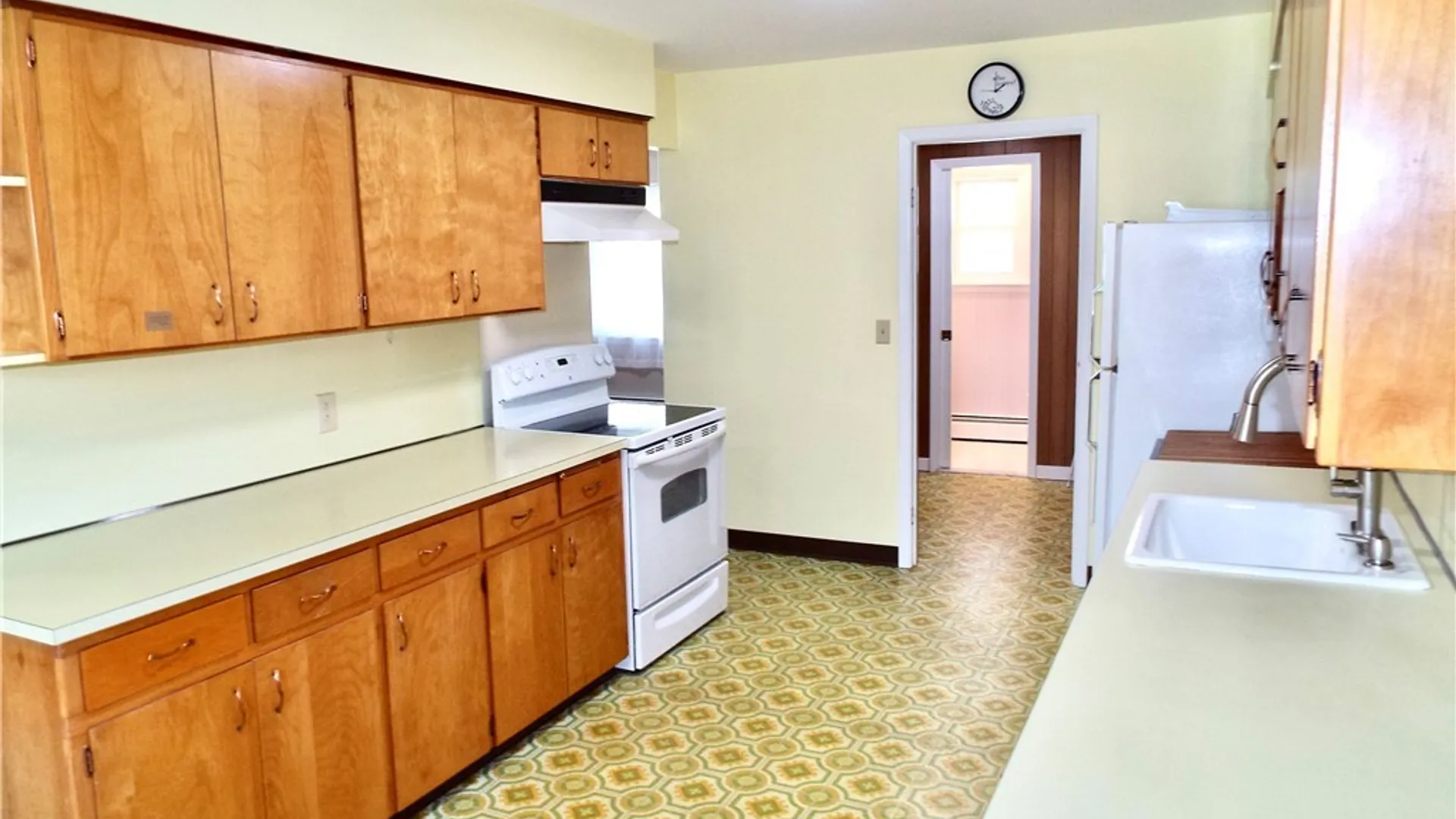 Property at 381 Genesee St, Oneida, NY 13421 24