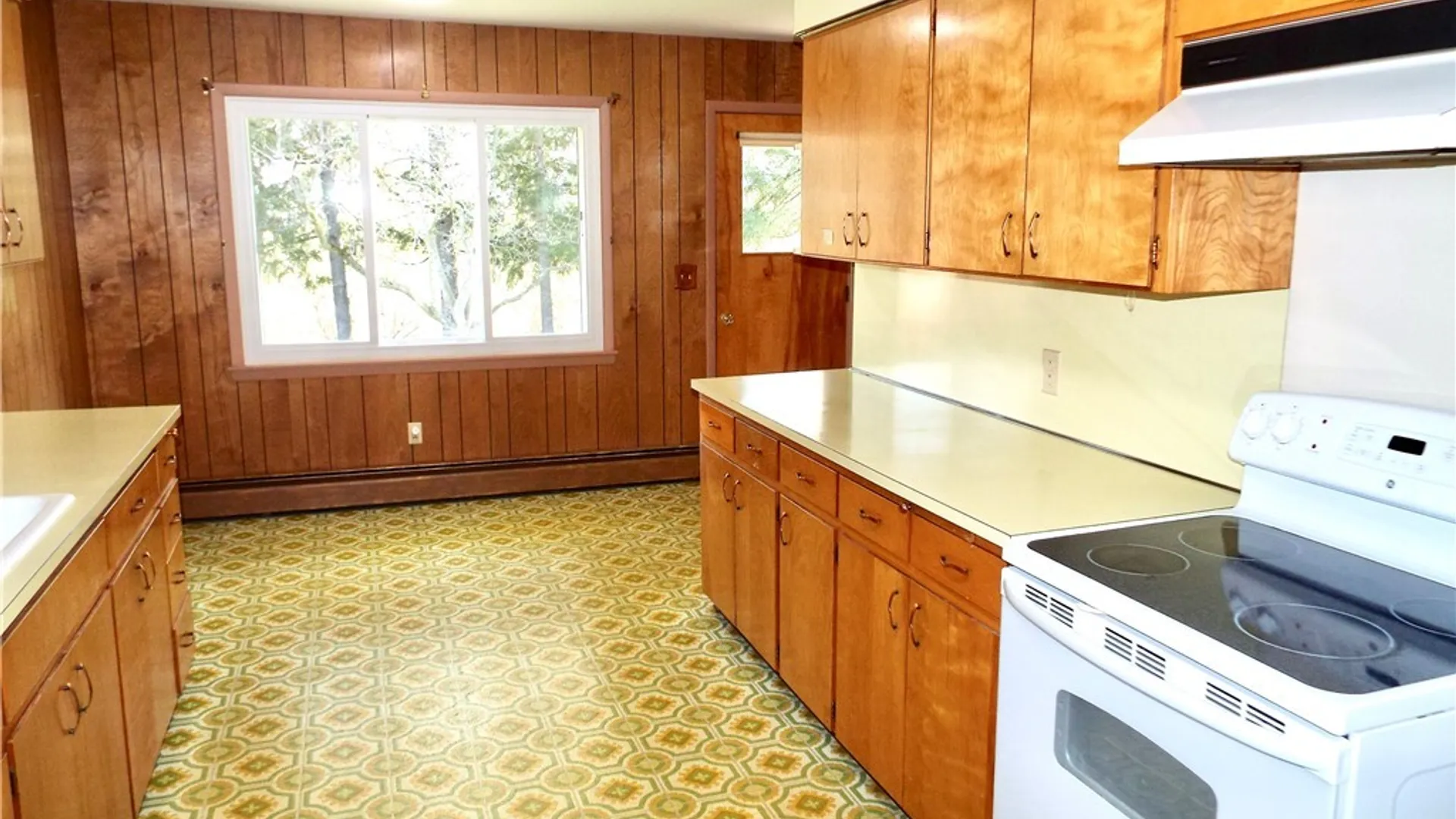 Property at 381 Genesee St, Oneida, NY 13421 26