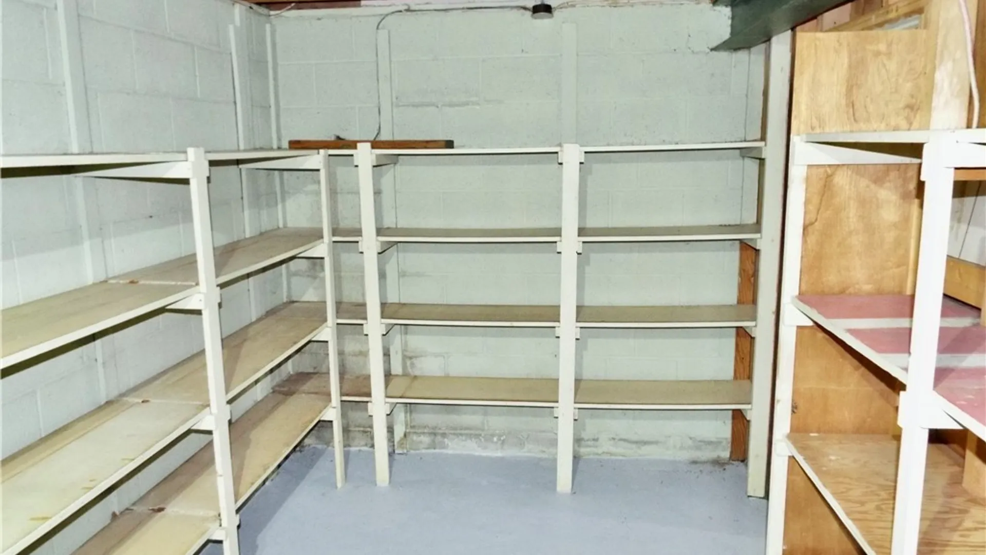 Property at 381 Genesee St, Oneida, NY 13421 49