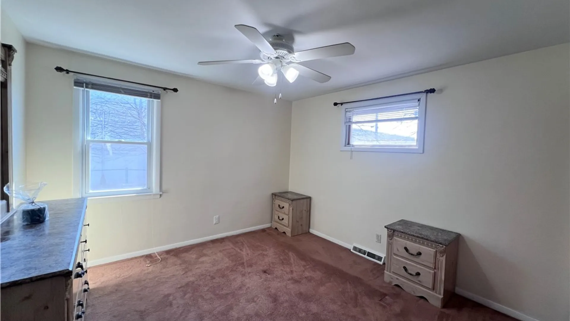 Property at 480 Hazeltine Avenue, Tonawanda, NY 14217 10