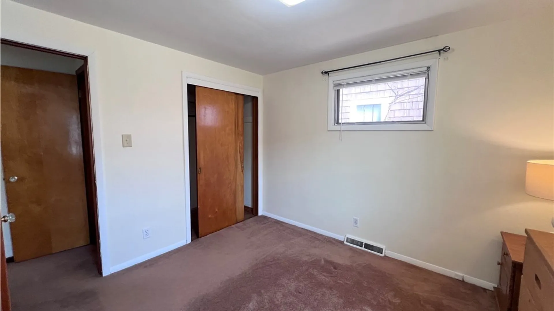 Property at 480 Hazeltine Avenue, Tonawanda, NY 14217 9