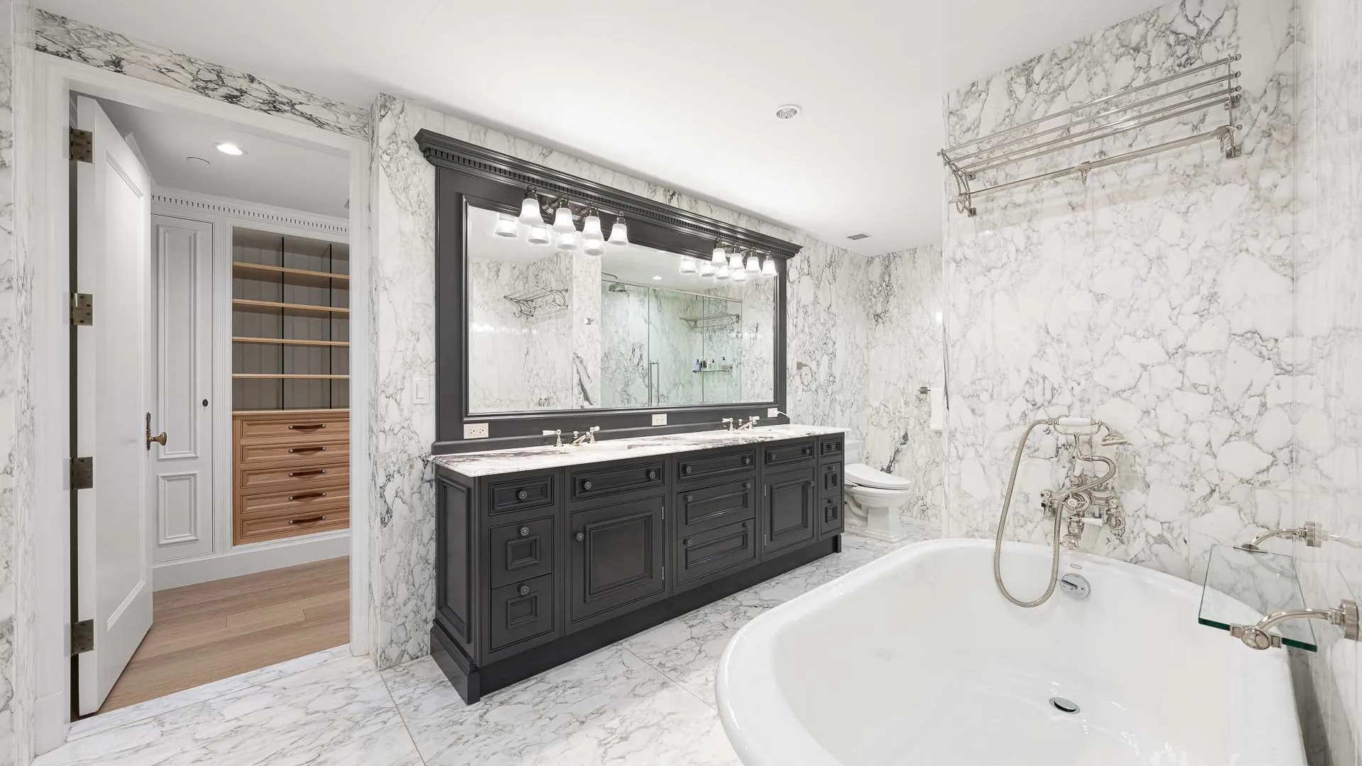Property at 1 Central Park South, New York, NY 10019 19