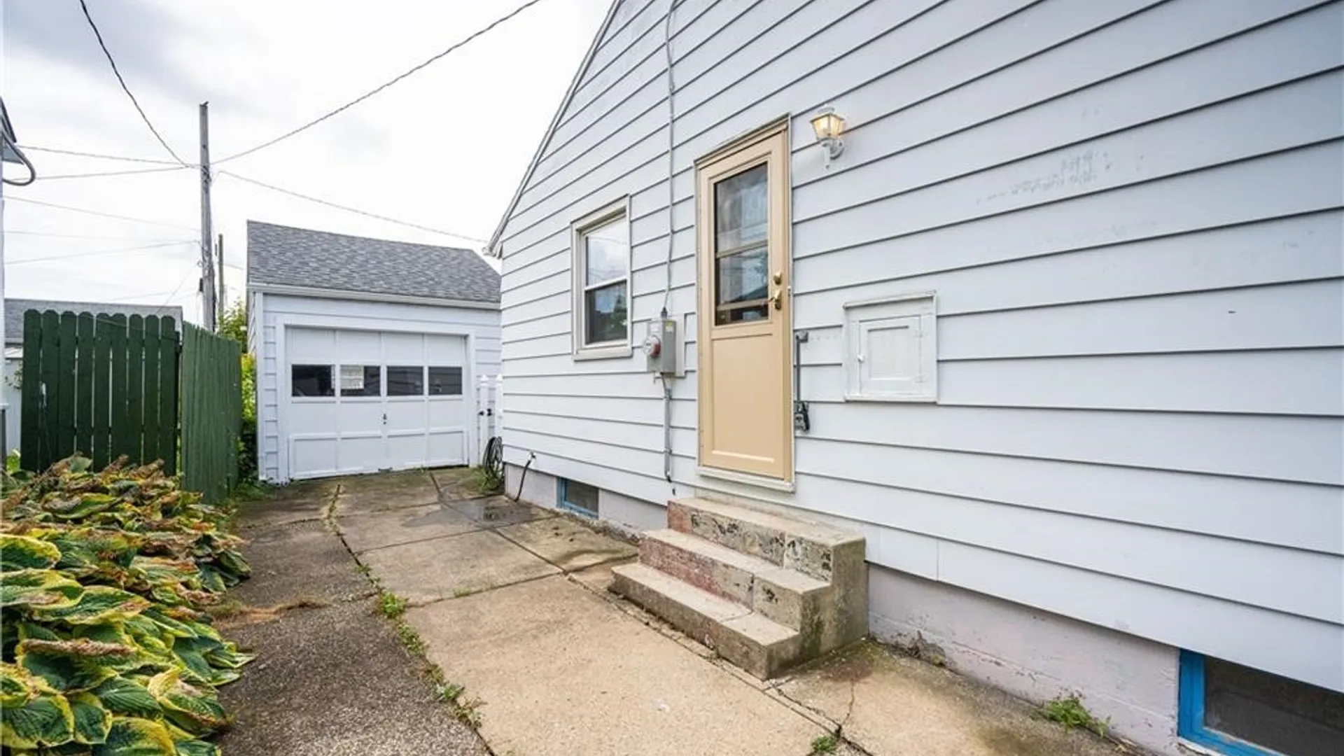 Property at 73 Wilton Parkway, Tonawanda, NY 14223 37