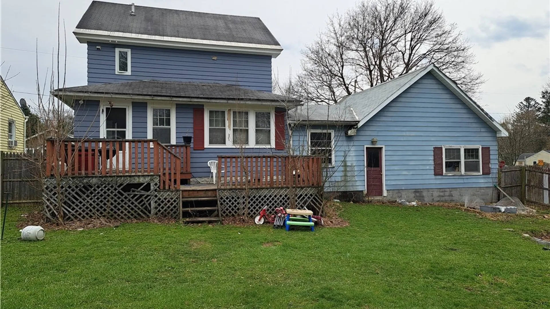 Property at 203 Cheltenham Road, Syracuse, NY 13205 5