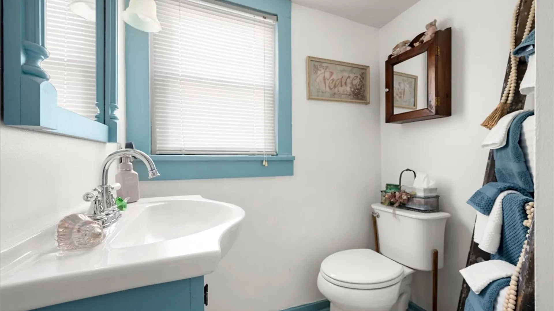 Property at 337 Macarthur Parkway, Oneida, NY 13421 21