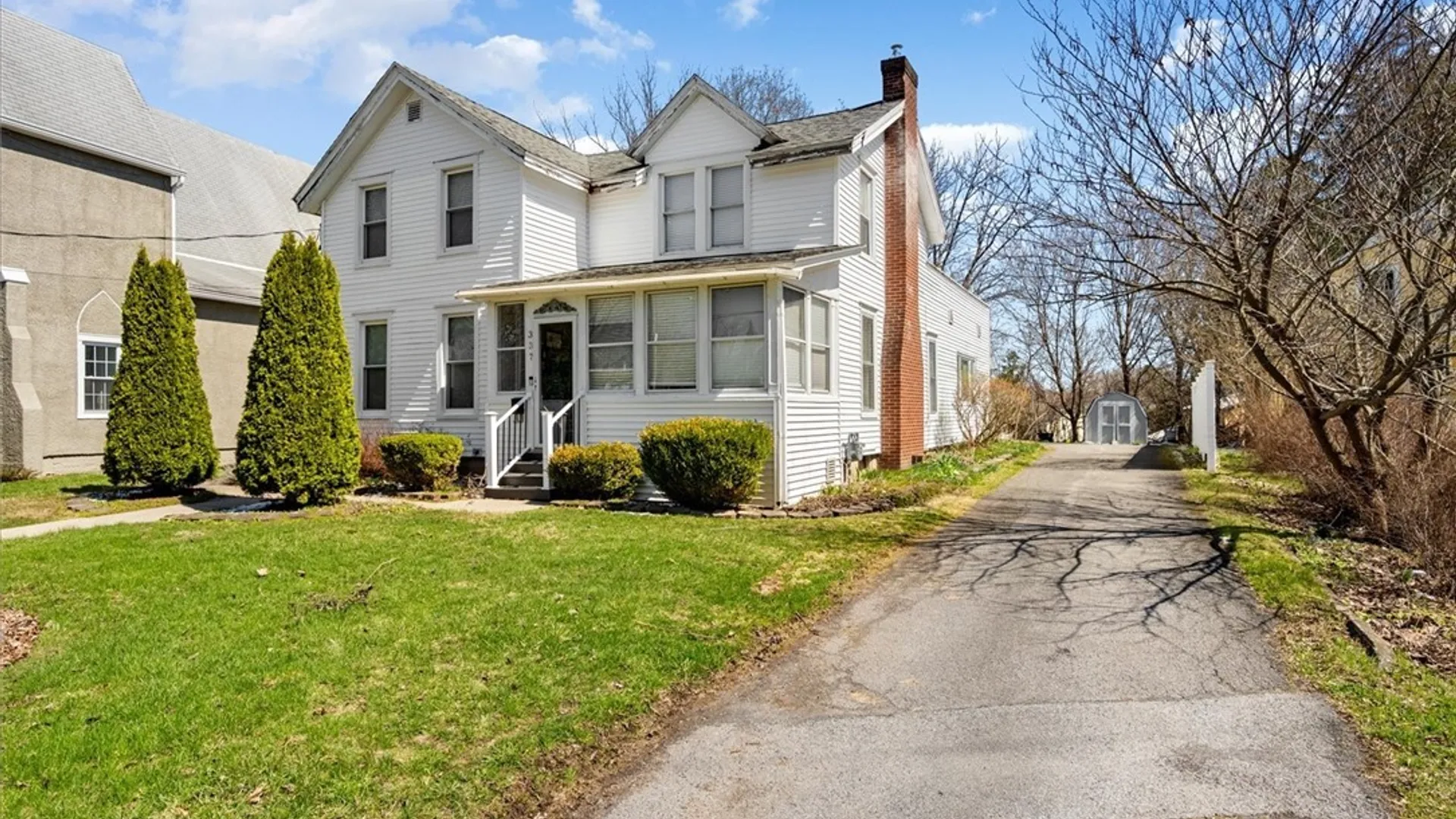 Property at 337 Macarthur Parkway, Oneida, NY 13421 3