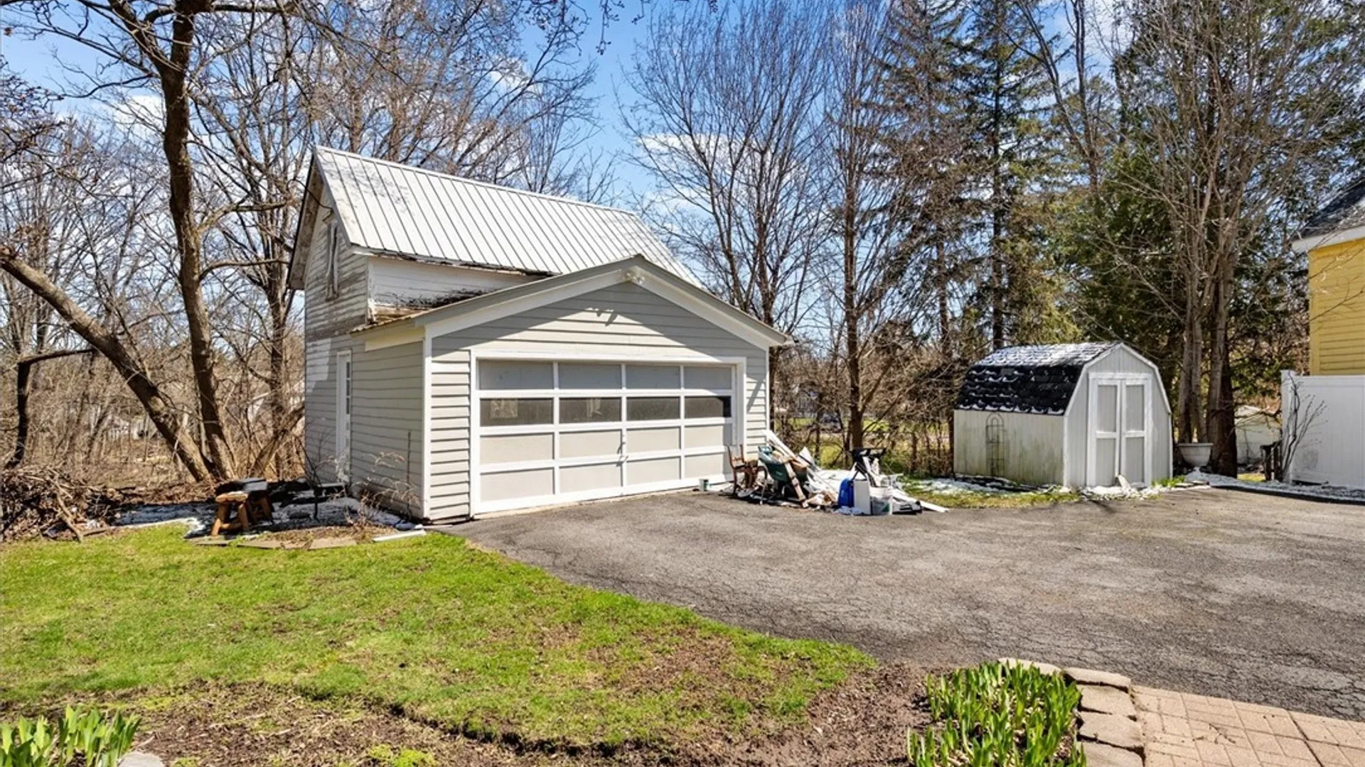 Property at 337 Macarthur Parkway, Oneida, NY 13421 43