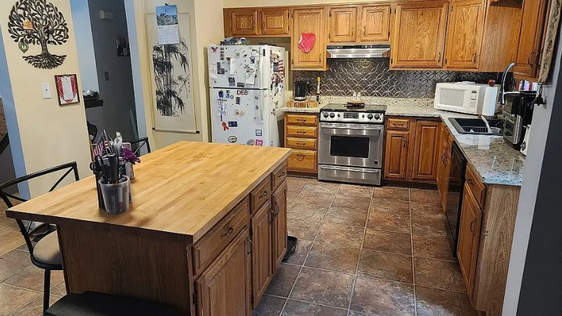 Property at 35 Deerhaven Lane, Saugerties, NY 12477 2