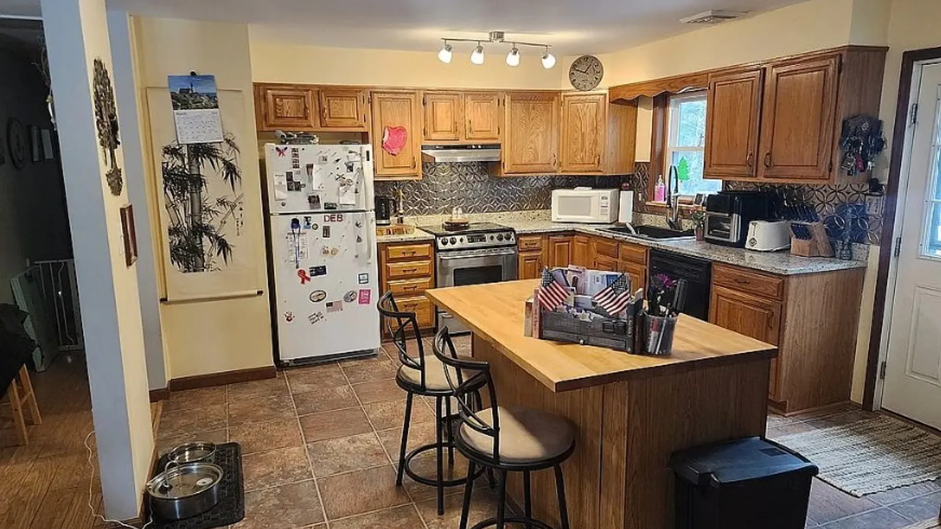 Property at 35 Deerhaven Lane, Saugerties, NY 12477 3
