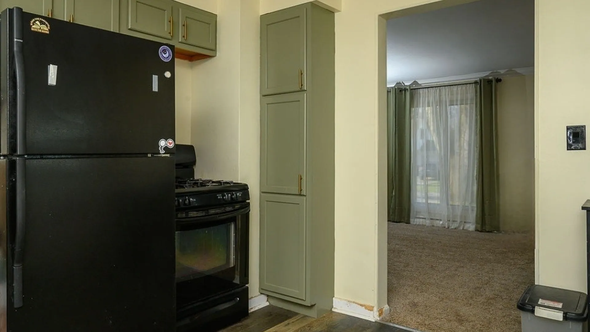 Property at 94 Bridlewood Drive, Lockport City, NY 14094 14