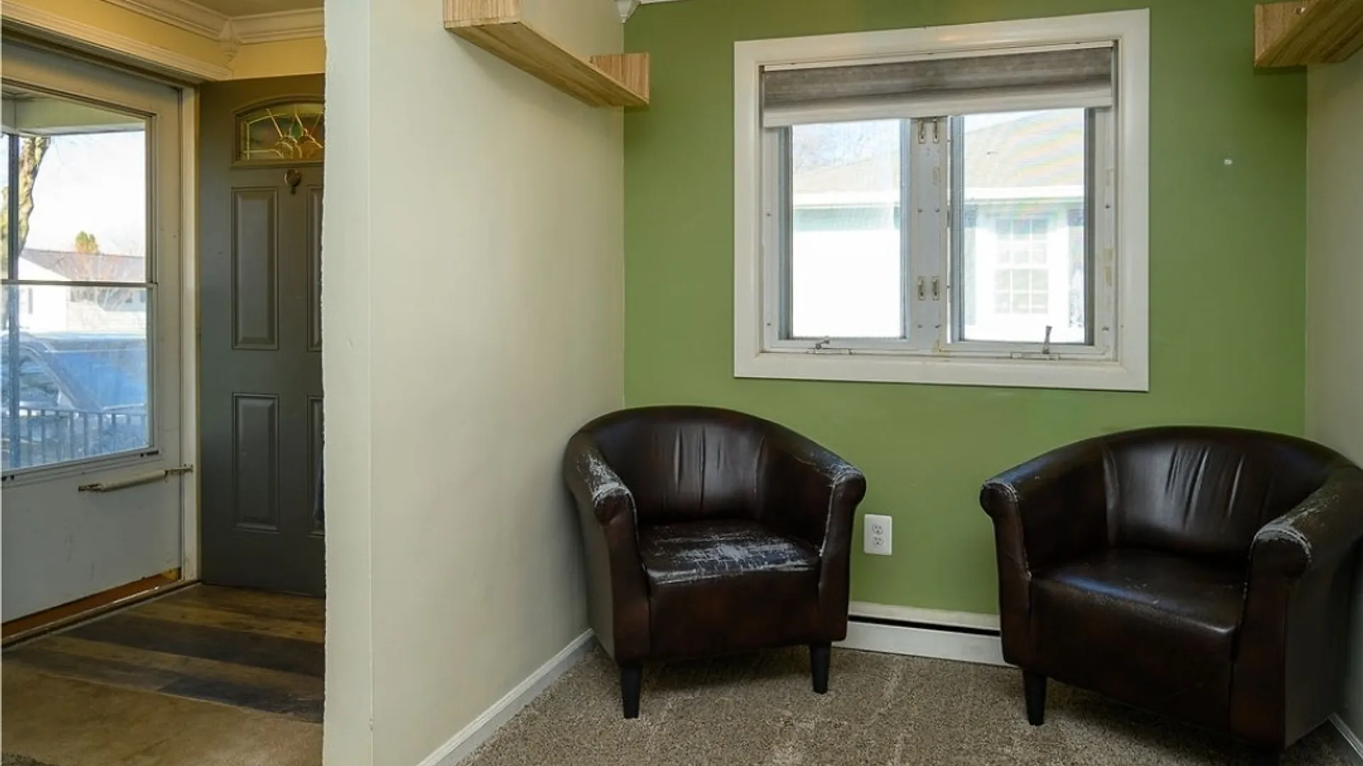 Property at 94 Bridlewood Drive, Lockport City, NY 14094 8